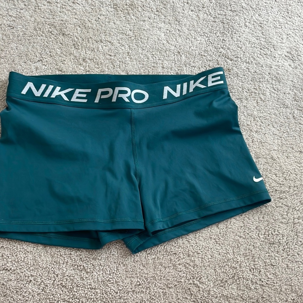 Nike pros